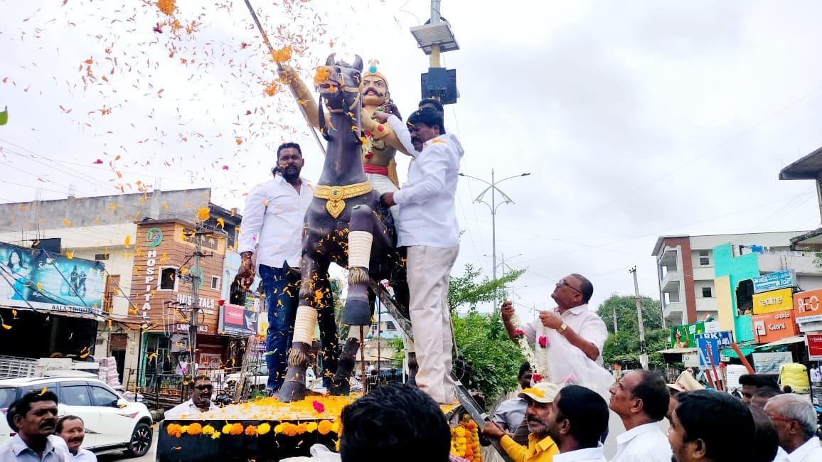 బహుజన రాజ్యాధికార యోధుడు సర్దార్ సర్వాయి పాపన్న గౌడ్