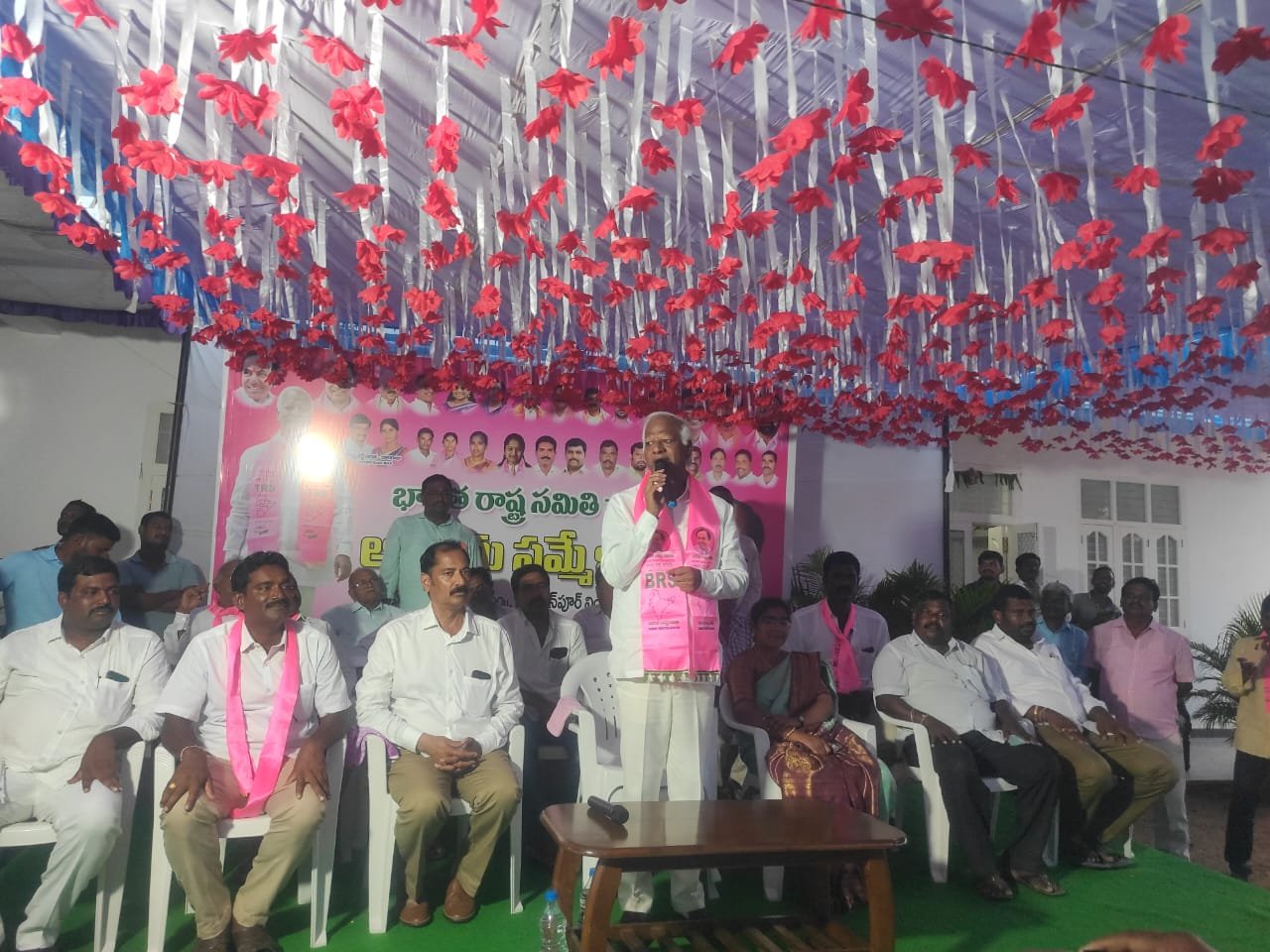 ఒక్క అవకాశం ఇవ్వండి అభివృద్ధి చేసి చూపిస్తా