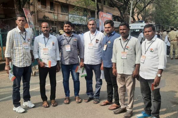 బూత్ లెవెల్ శిక్షణ కార్యక్రమానికి తరలి వెళ్లిన కాంగ్రెస్ నాయకులు