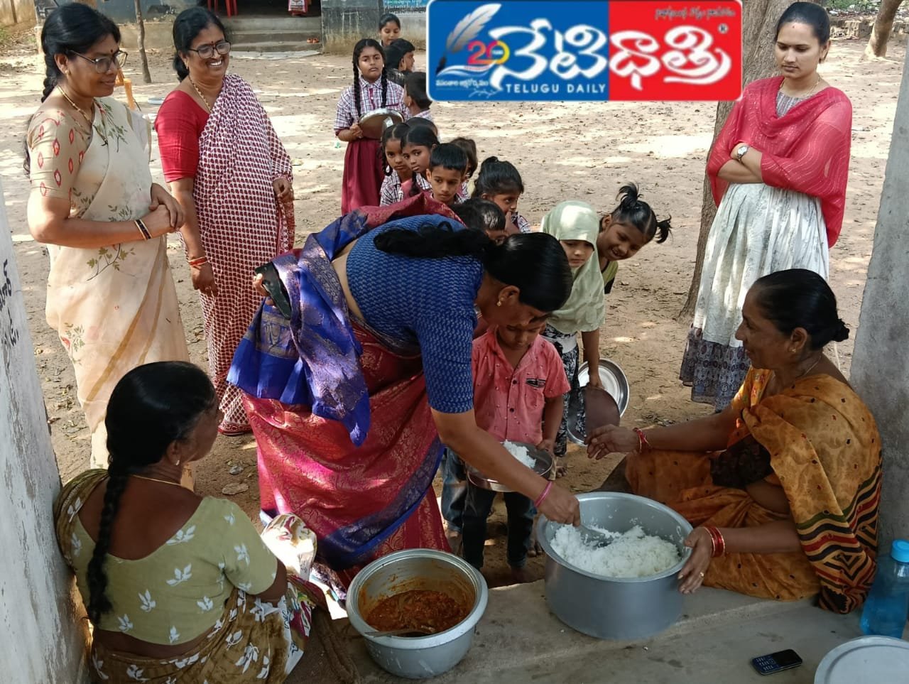 అంగన్వాడీ కేంద్రాలు,పాఠశాలల్లో ఫుడ్ సేఫ్టీ అధికారుల తనిఖీలు.