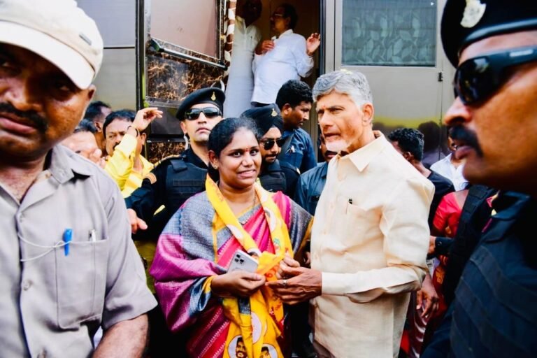 మేయర్ పదవి పై… అందరి చూపు…. డాక్టర్ సంధ్య యాదవ్ వైపు…!