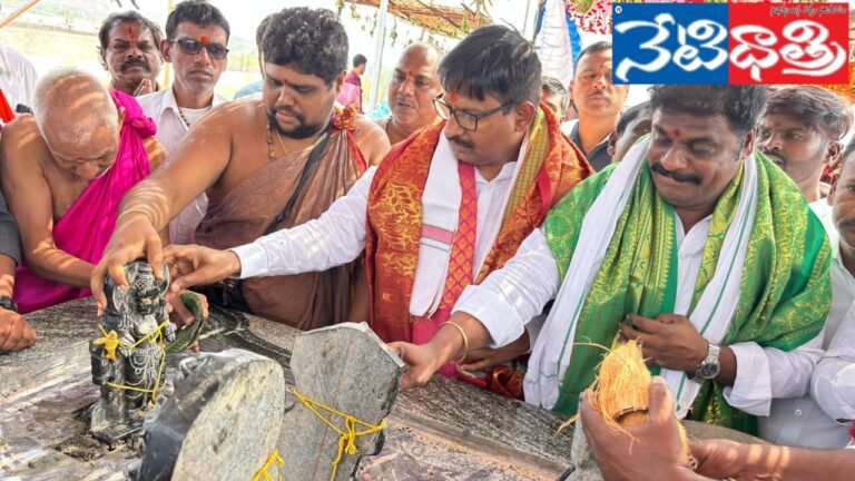 వైభవంగా ఆంజనేయ స్వామి విగ్రహ ప్రతిష్ట మహోత్సవం