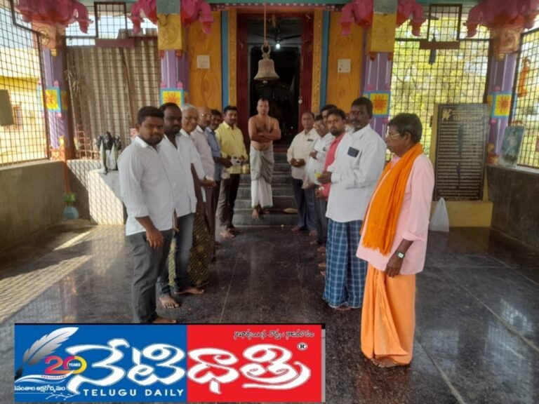 కేసీఆర్ పుట్టినరోజున ఆలయంలో ప్రత్యేక పూజలు