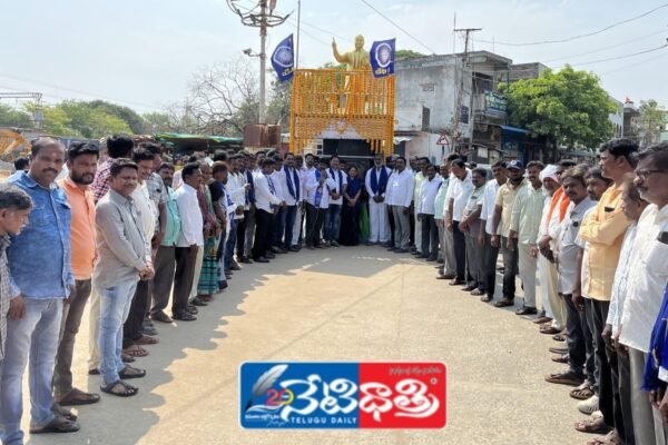 బి ఆర్ అంబేద్కర్ కు ఘనమైన నివాళులు. B.R. Ambedkar