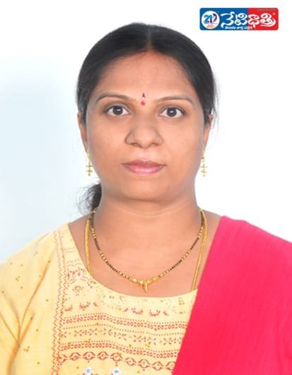గీతం యూనివర్సిటీ నుండి పిహెచ్‌డి పట్టా పొందిన.