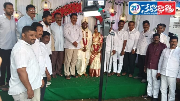 Former Minister Singireddy Niranjan.