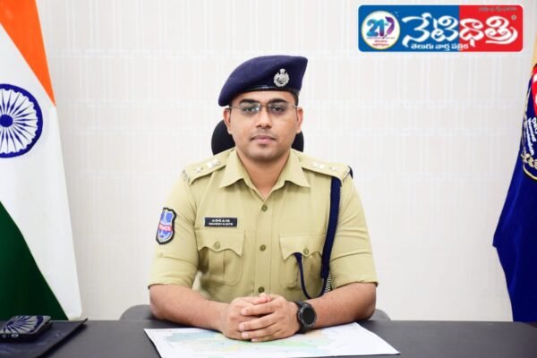 SP Mahesh B. Gite IPS.