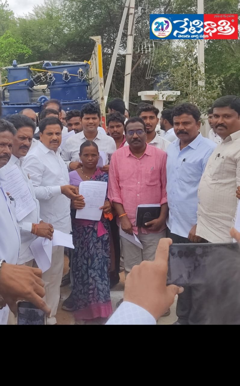 రైతులకు నూతన ట్రాన్స్ ఫార్మర్ల పంపిణీ.