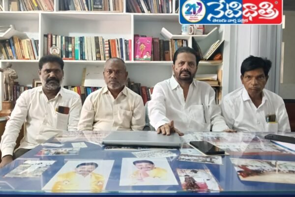 స్థానిక యువతకు ఉపాధి కల్పించని పరిశ్రమలు అవరమా. TSS CCDC (SC Corporation) Y. Narottam.