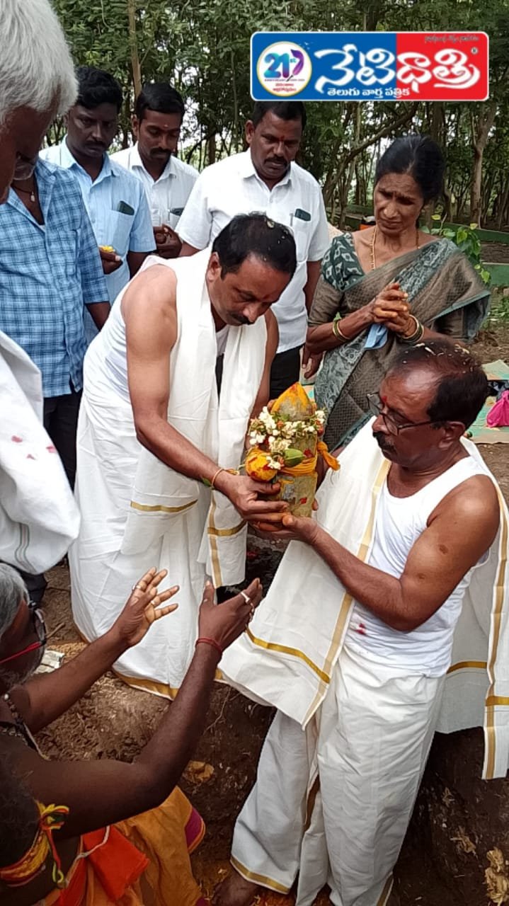 ముత్యాలమ్మ దేవాలయానికి శంకుస్థాపన