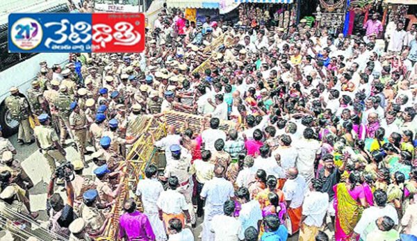 రామేశ్వరంలో.. ఆలయ ముట్టడికి భక్తుల యత్నం