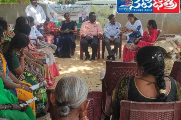 దత్తత తీసుకున్న కృషి విజ్ఞాన కేంద్రం వారు. IT Minister Duddilla Sridhar Babu.