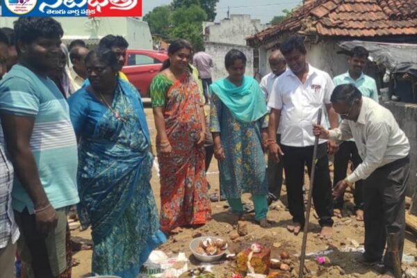 ఇల్లు మంజూరు అయిన వారు 15 రోజులలోపు నిర్మాణం ప్రారంభం చేసుకోవాలి Mandal Parishad Development Officer Peddi Anjaneyulu.
