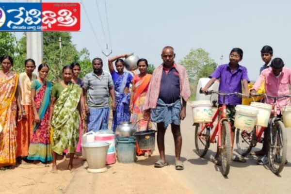 నల్లాల నీళ్లు రాకపోవడంతో. Water Supply.
