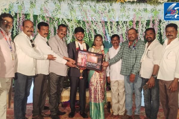 కారేపల్లి లో నూతన వదువరులను ఆశీర్వదించిన. NHRC