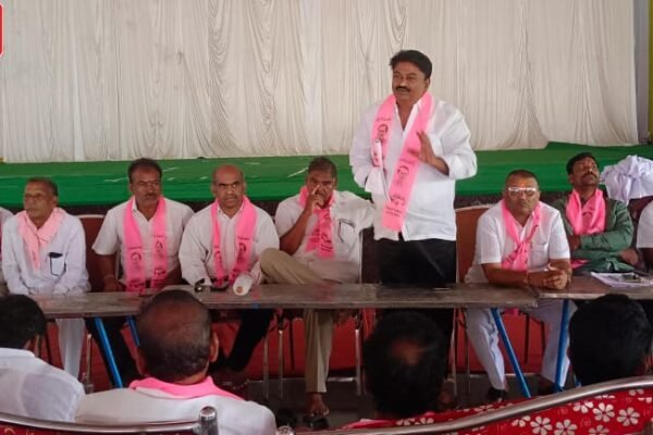 BRS Part Former MLA Peddi.