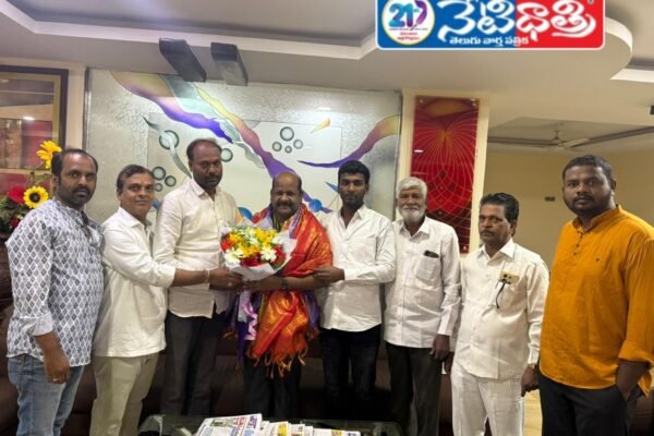 డీసీఎంఎస్ చైర్మన్ శివకుమార్కు ఘన స్వాగతం. Senior BRS Officer.