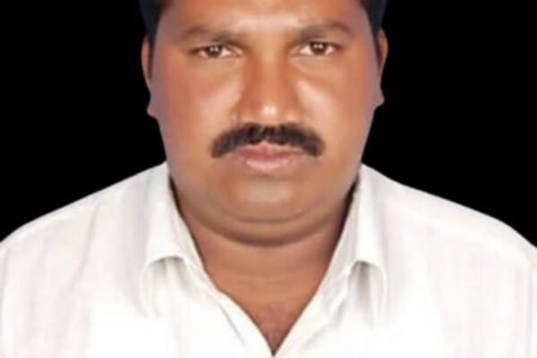 బీసీ రిజర్వేషన్ 42 శాతం అమలు చేసిన. TRS Party