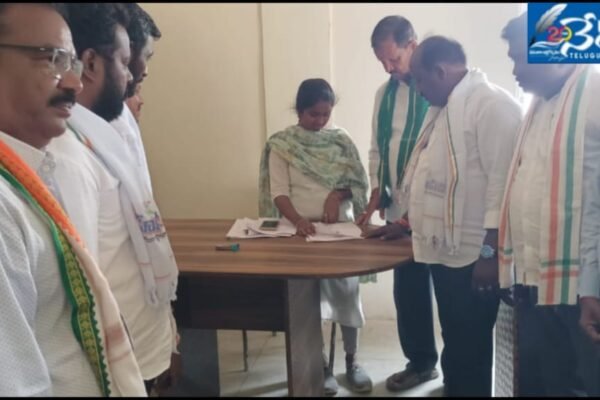 గ్రామపంచాయతీ సందర్శించిన మండల కాంగ్రెస్ పార్టీ అధ్యక్షులు. Congress Party