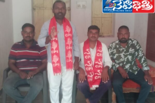 మున్సిపాలిటీ పరిధిలోని సమస్యలను పరిష్కరించాలి. CPI