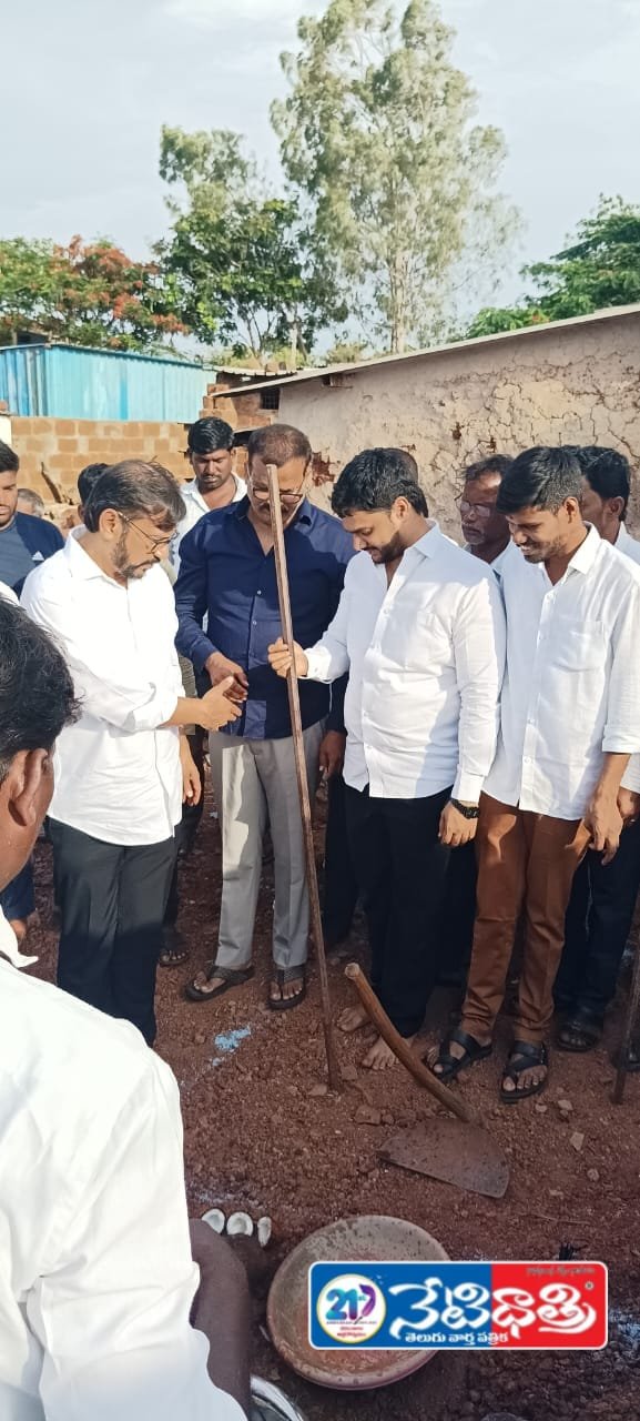 N. Giridhar Reddy.