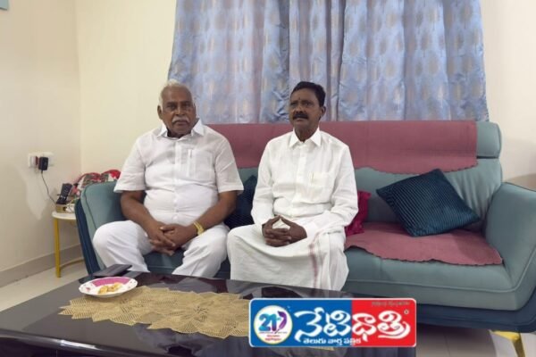 నల్లాల ఓదెలు ని పరామర్శించిన కోనేరు కోనప్ప. Konappa.