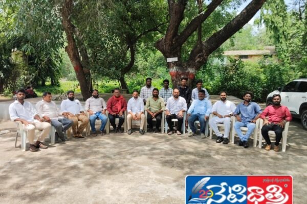 ఇంటిగ్రేటెడ్ స్కూల్ ను అడ్డుకోవడం సిగ్గుచేటు. Kakatiya University.