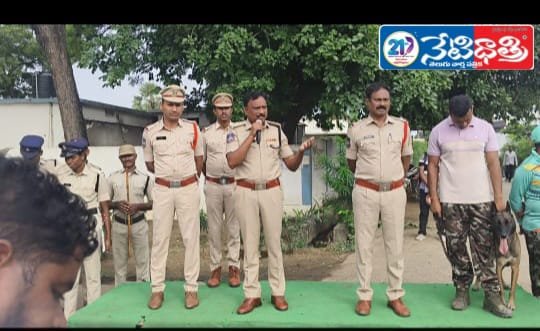 చట్ట విరుద్ధ చర్యలకు పాల్పడితే ఉపేక్షించేదేలేదు.