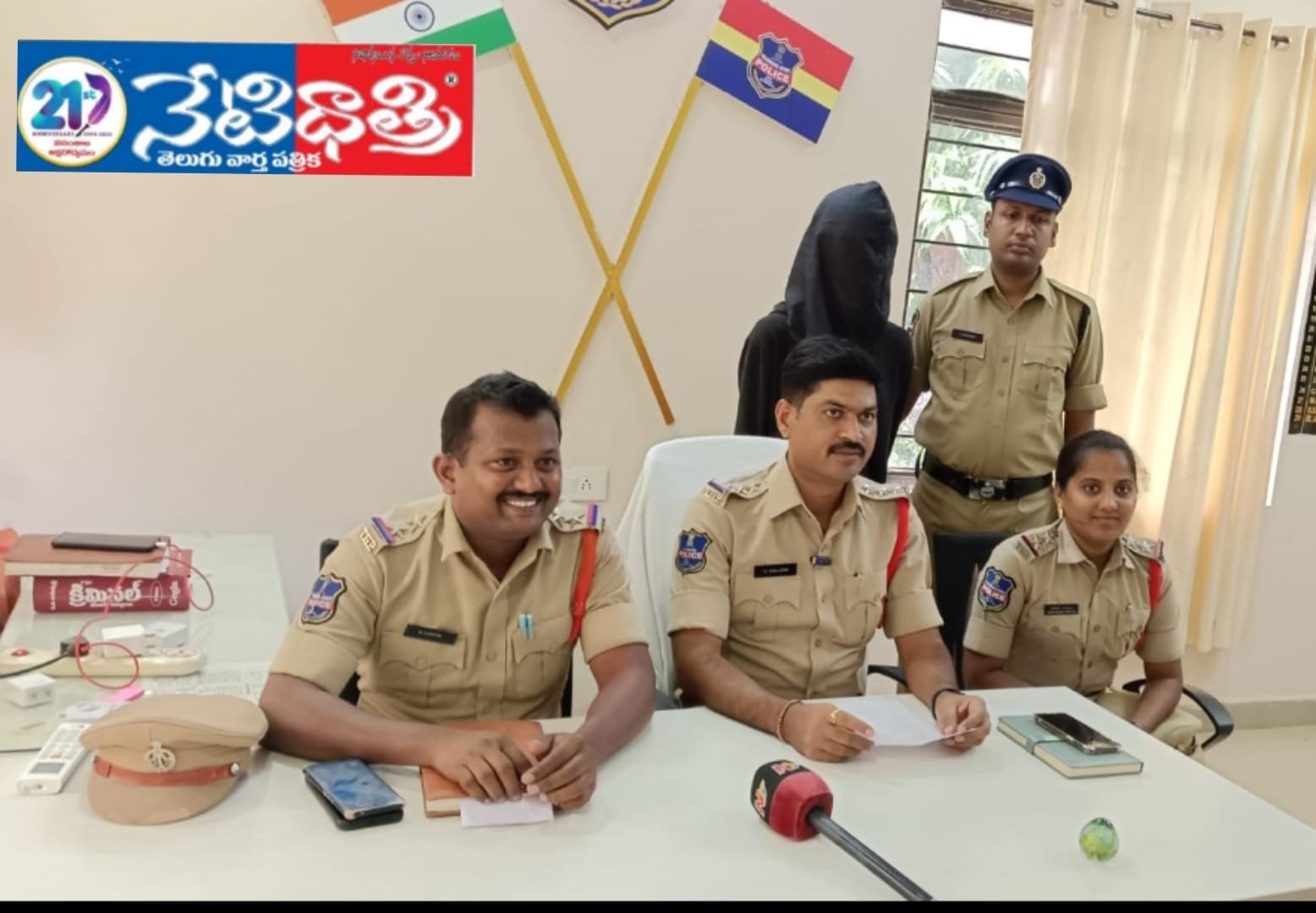 గంజాయి విక్రయిస్తున్న వ్యక్తిని అరెస్టు చేసిన పోలీసులు
