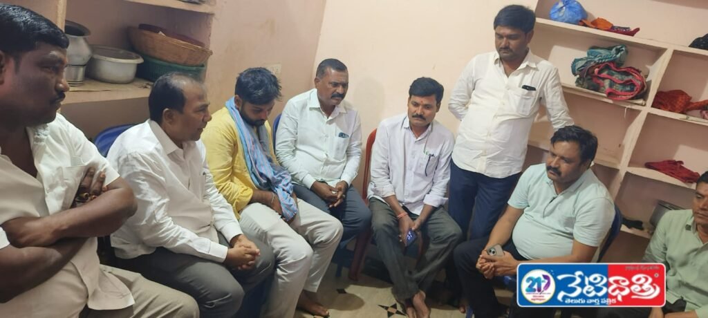 BRS party president Bakka Reddy,