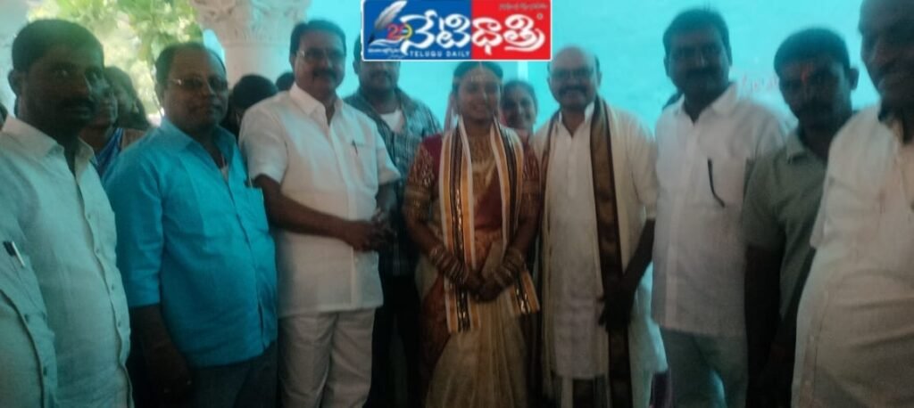 Niranjan Reddy Attends Wanaparthy Wedding
