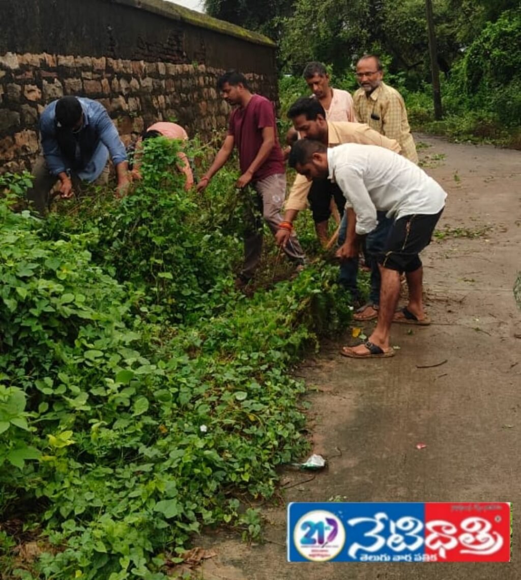 "BJP Leads Swachh Bharat Drive in Ganpuram"