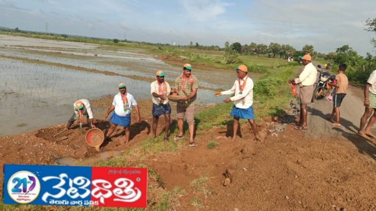 BJP Leaders Repair Roads in Ganapuram