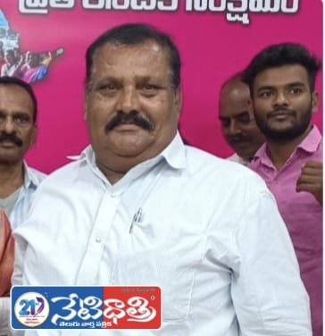Telangana Farmers Face Distress Amid Urea Shortage