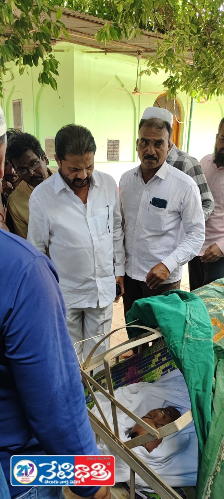 Former SC Corp Chairman Pays Homage