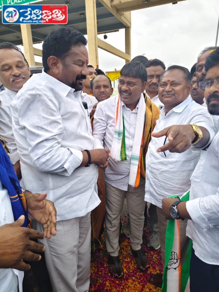 Telangana Congress SC Leaders Felicited in Vardhannapet