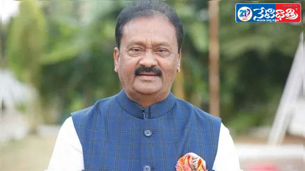 Shabbir Ali Narrowly Escapes Car Accident in Kamareddy