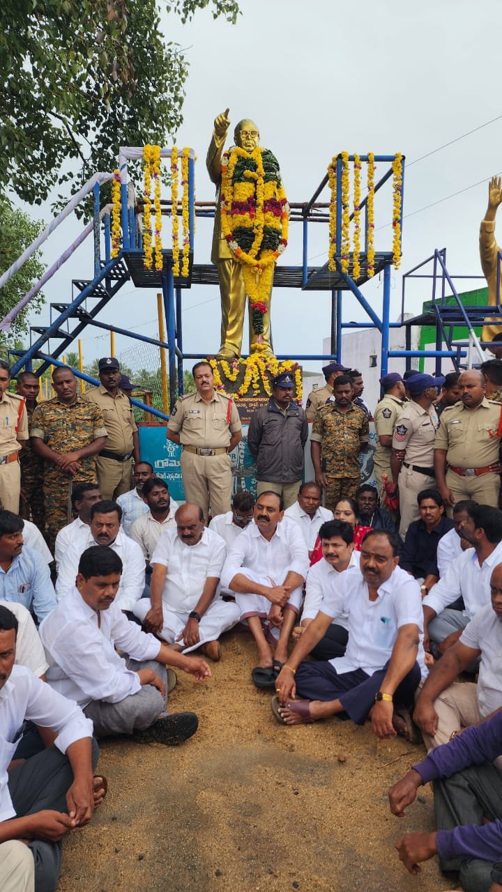 YSRCP Protests Ambedkar Statue Burning in Chittoor