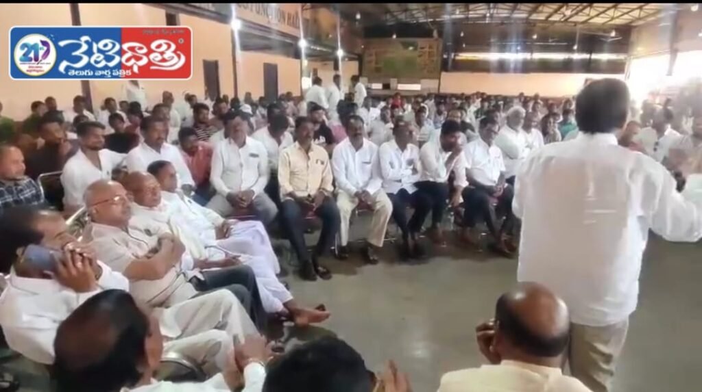 BRS Cadres Urged to Work Like Soldiers for Local Polls