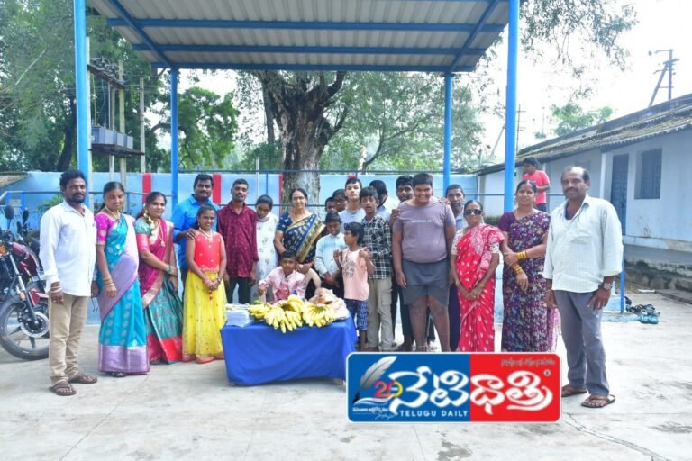 Manovikas Children Receive Fruits and Stationery