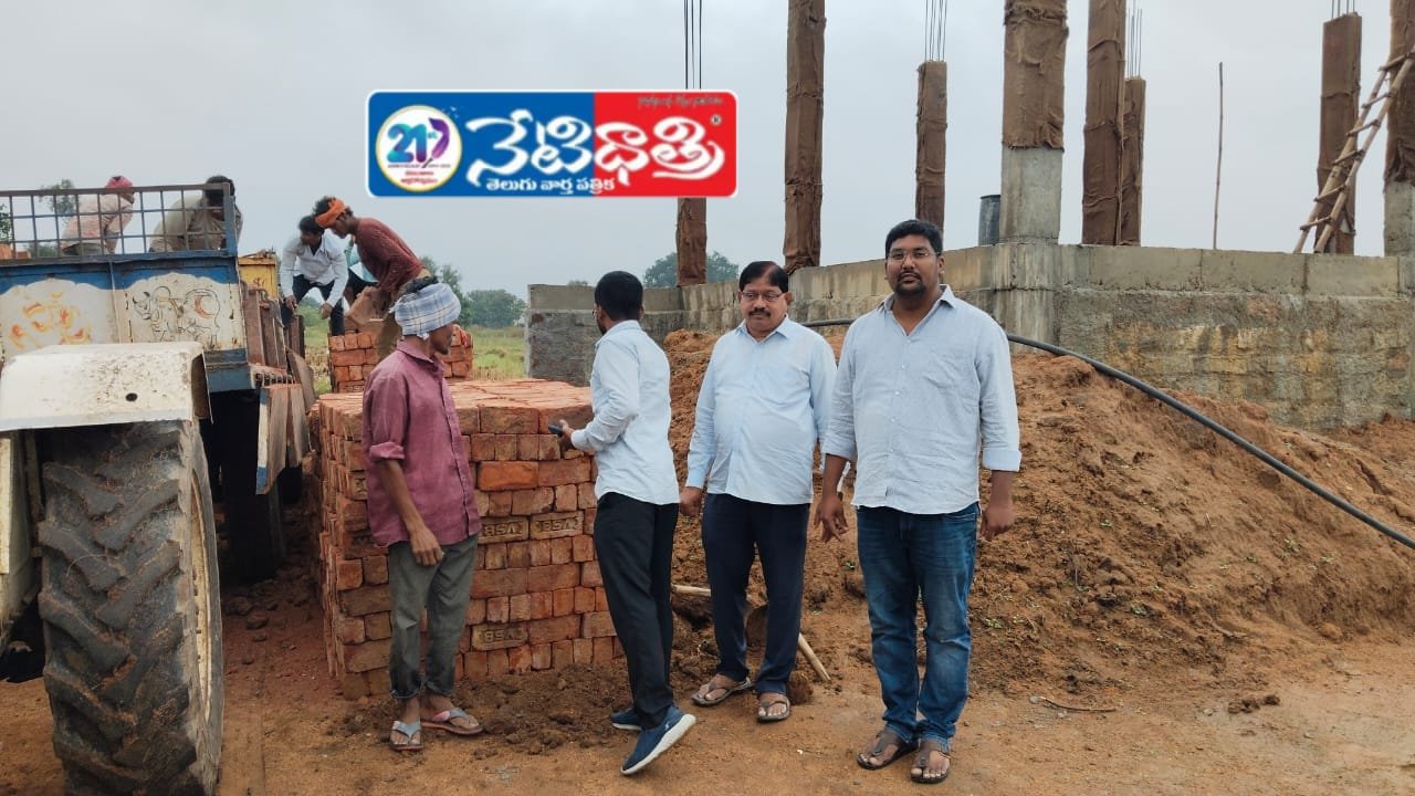 ఇండ్ల నిర్మాణాలు వేగవంతం చేయాలి.