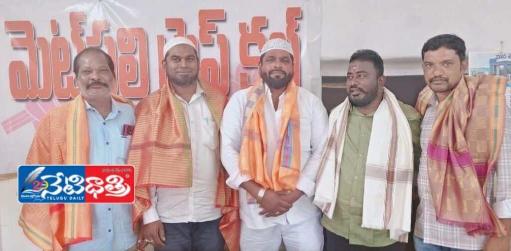 Pasha Felicitates Metpally Press Club Members