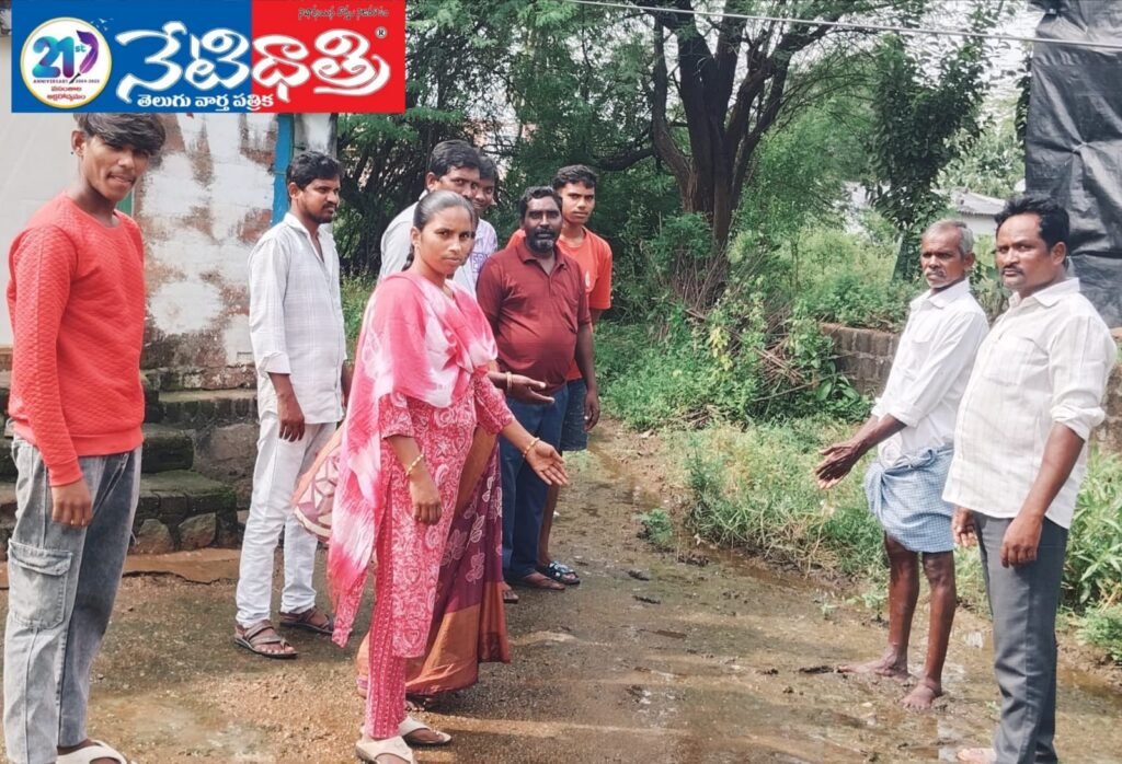 Youth Congress Visits Flood-Affected Colonies in Parakala