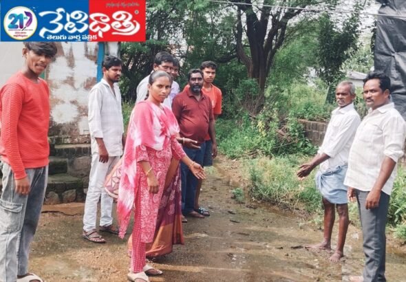Youth Congress Visits Flood-Affected Colonies in Parakala