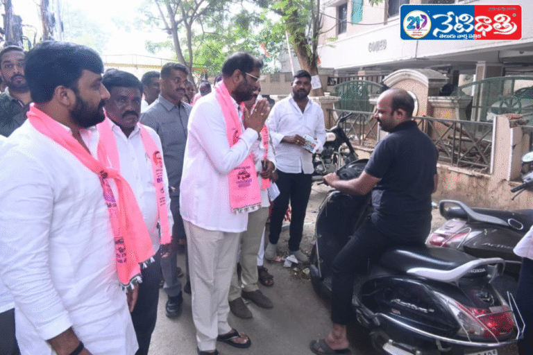 Vaddiraju Leads BRS Padayatra in Jubilee Hills