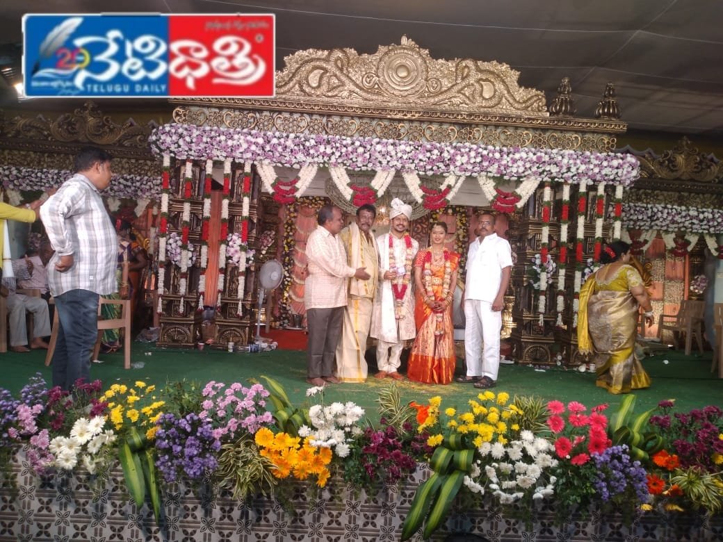 జయంతి వారి వివాహ వేడుకలలో ప్రముఖ న్యాయవాది…