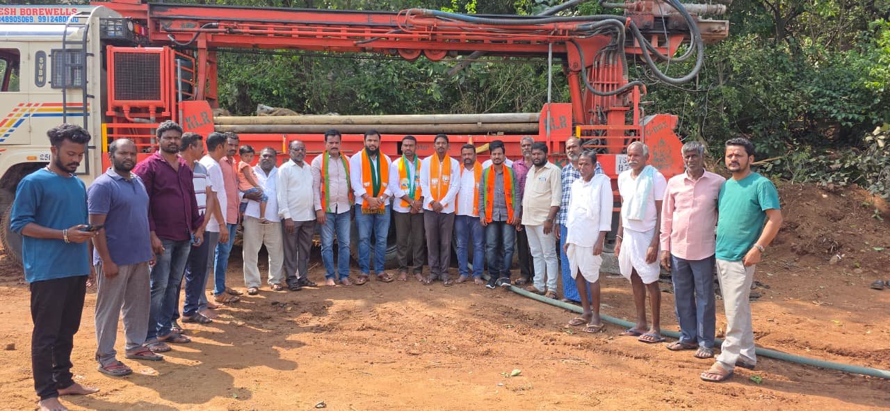 మండల బిజెపి ఆధ్వర్యంలో మోటర్ బోరు ప్రారంభం…