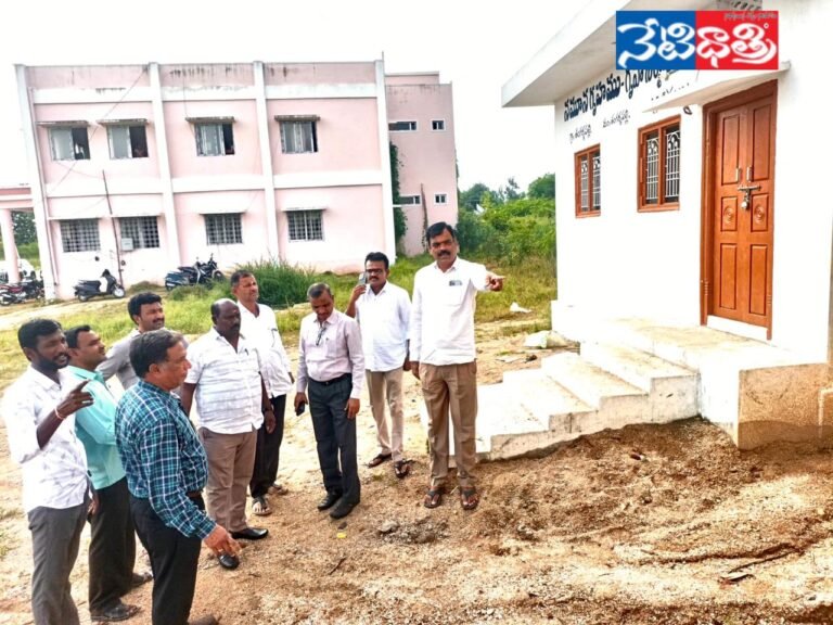 Congress Leaders Inspect Indiramma Houses in Tangalapalli