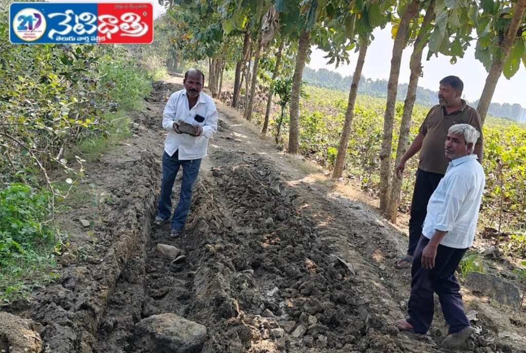 Farmers repair road with their own help