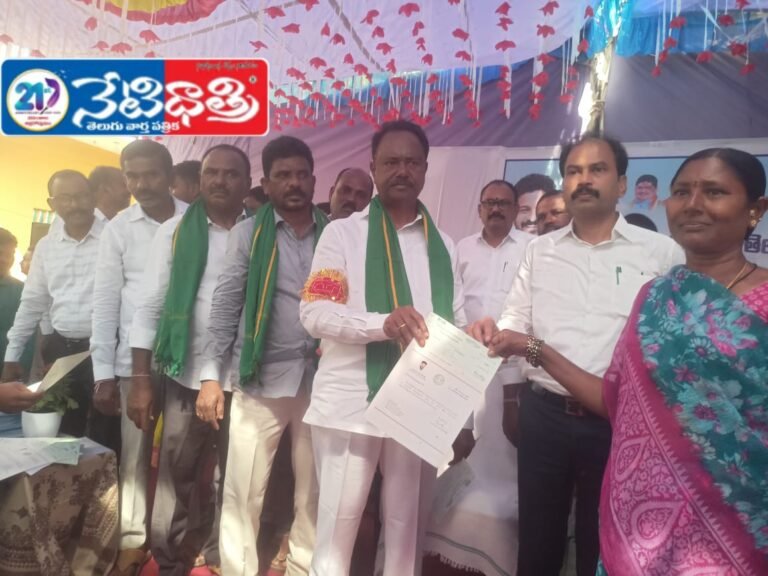 Indiramma Sarees Distributed Grandly in Shyampet